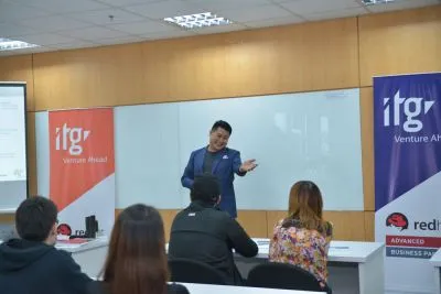 Red Hat Training 4
